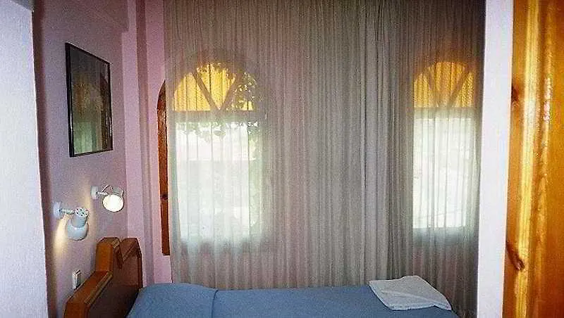 Bora Hotel Kusadasi